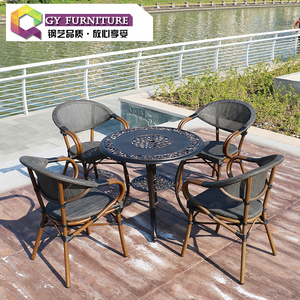 简约休闲咖啡厅甜品店桌椅组合