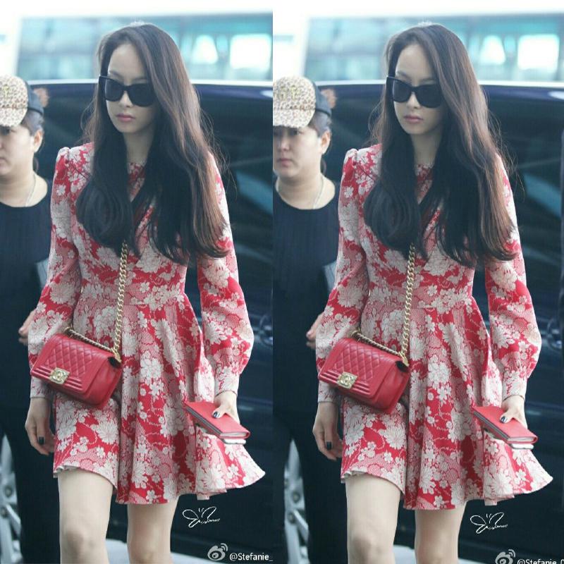 宋茜明星最新同款长袖圆领中长款连衣裙潮